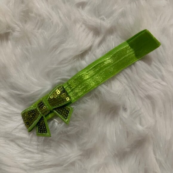 Green Sequin Bow on Green FOE Headband - Picture 1 of 1